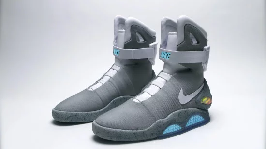 Las zapas de Marty McFly en Regreso al Futuro llegan en 2015 Blogs Futbol Emotion